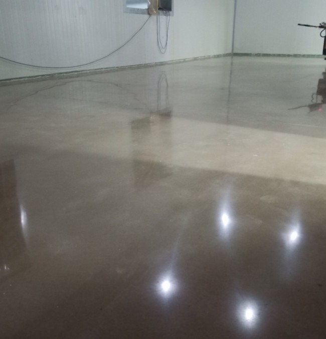 SƠN EPOXY CHỐNG TRƠN TRƯỢTTHI CÔNG MÀI LỘ ĐÁ LỘ CÁT